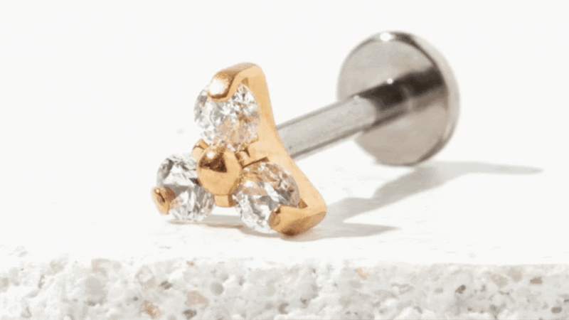 how to wear flat back cartilage stud earrings