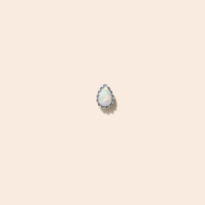 Single Sasha Flat Back Stud Earring