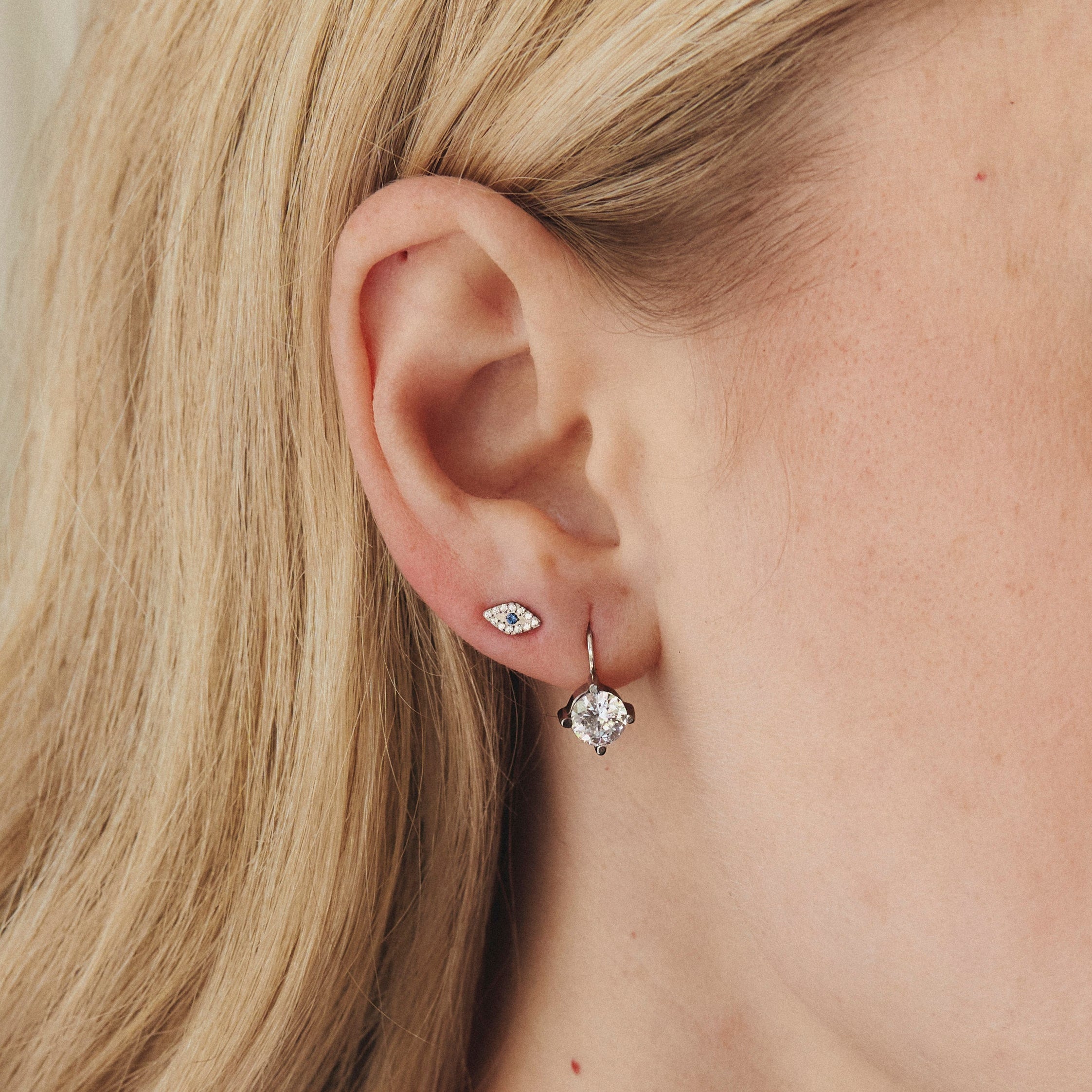 Alora Hoops