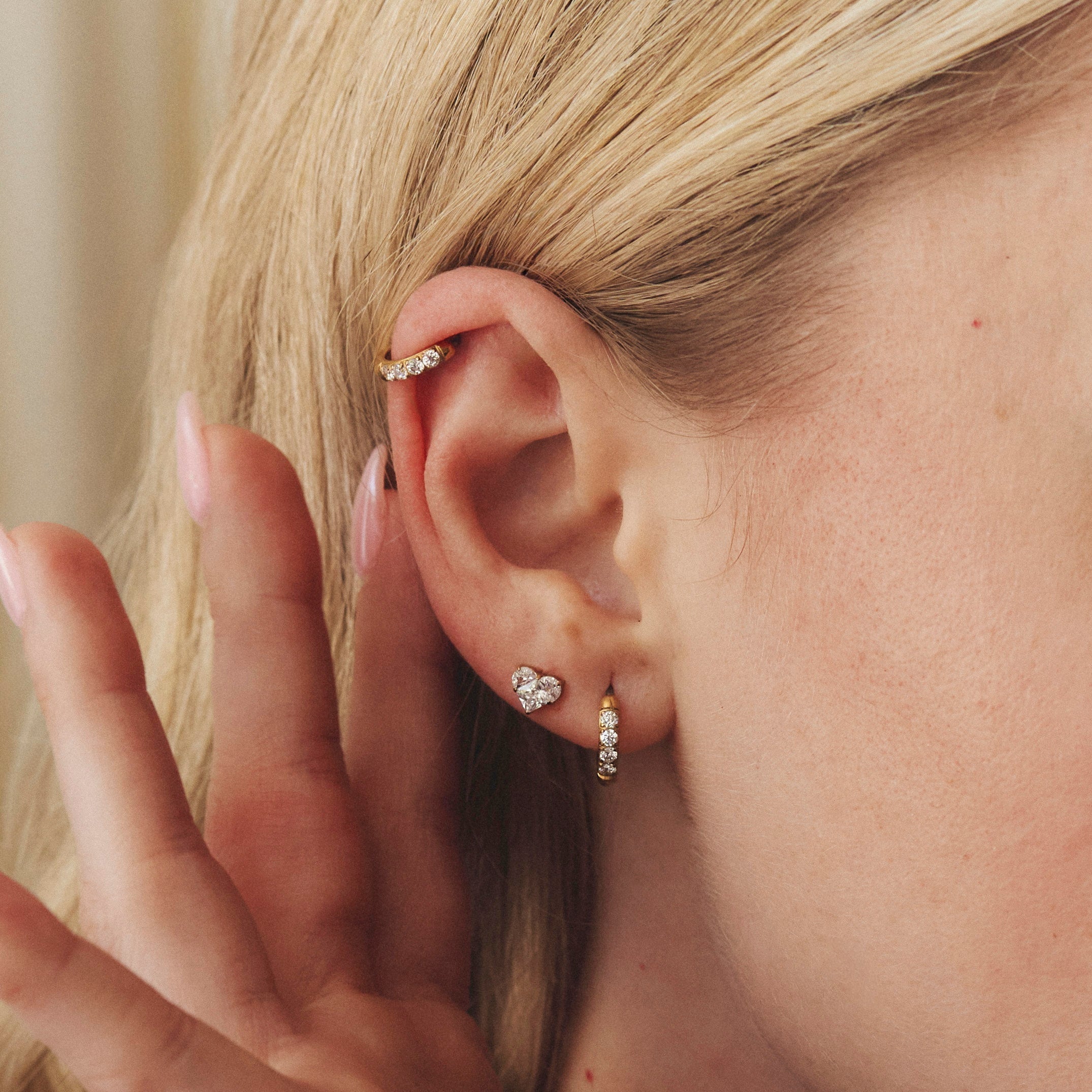Loni Studs