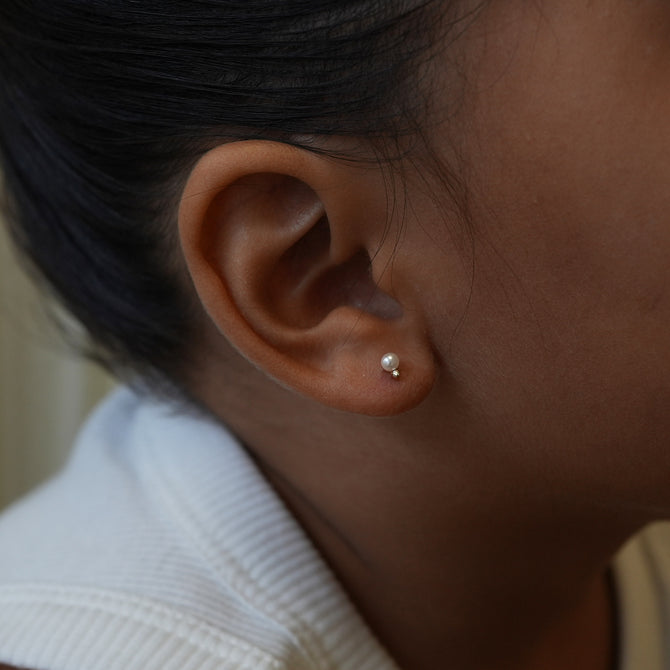 Nano Coco Pearl Stud Earrings