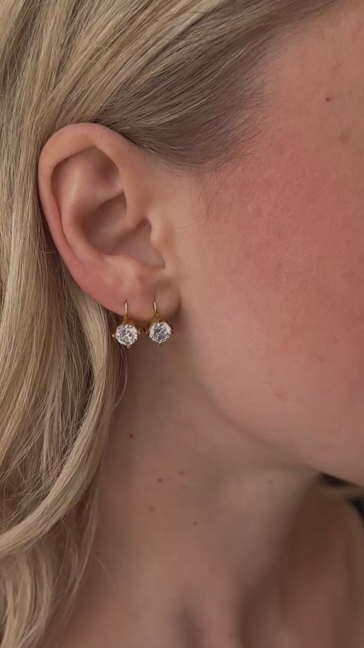 Alora Hoops
