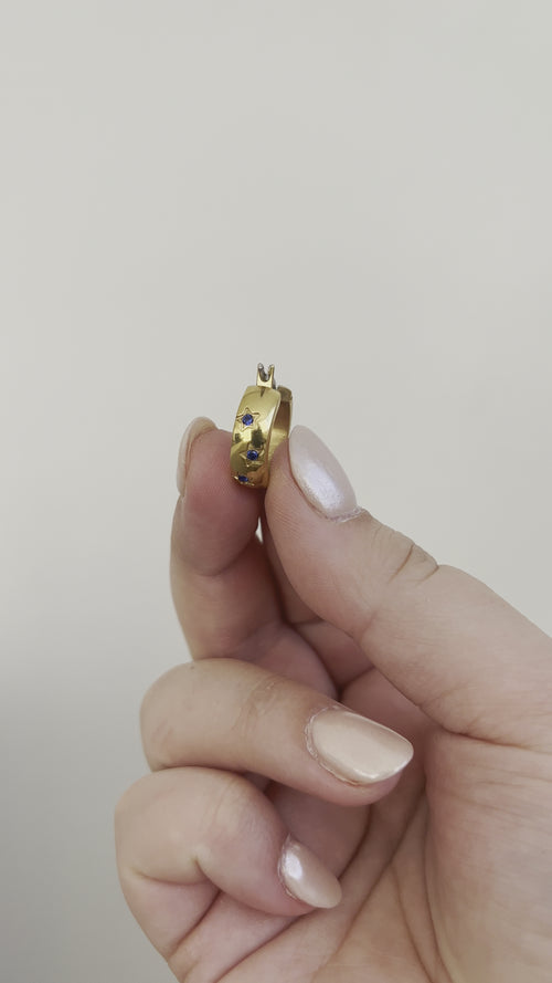 Small 1/2 inch Matte Silver Hypo-Allergenic Raw Titanium Fish Hook Ear –  bedazzlinbeads