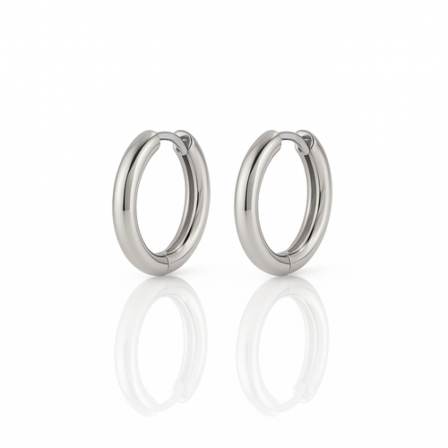 18MM HUGGIE HOOPS | Earrings | Tini Lux ||TLW01EH18MS